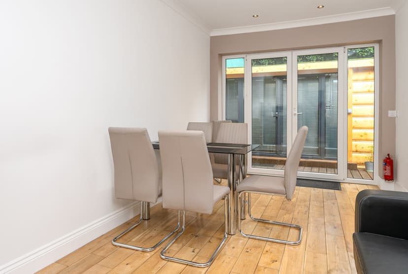 Kitchen workspace with modern conveniences in London